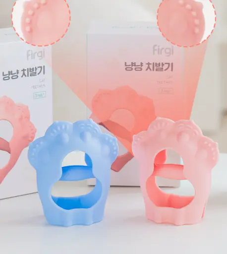 Gặm Nướu Platinum Silicone Firgi Hàn Quốc Hình Mèo Không Chứa BPA, Giảm Ngứa Lợi (Kèm Hộp Đựng)