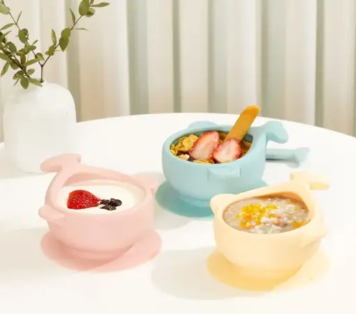 Whale baby food suction bowl